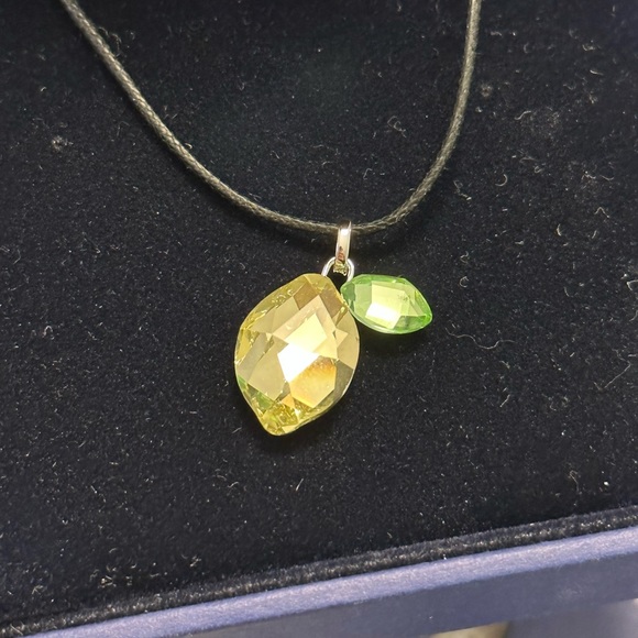 Swarovski lemon crystal necklace - Picture 2 of 4